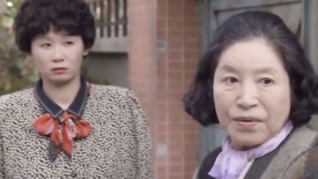 《请回答1988》不管到多少岁,孩子始终都是妈妈的宝贝!#要亲情还是要谋生#