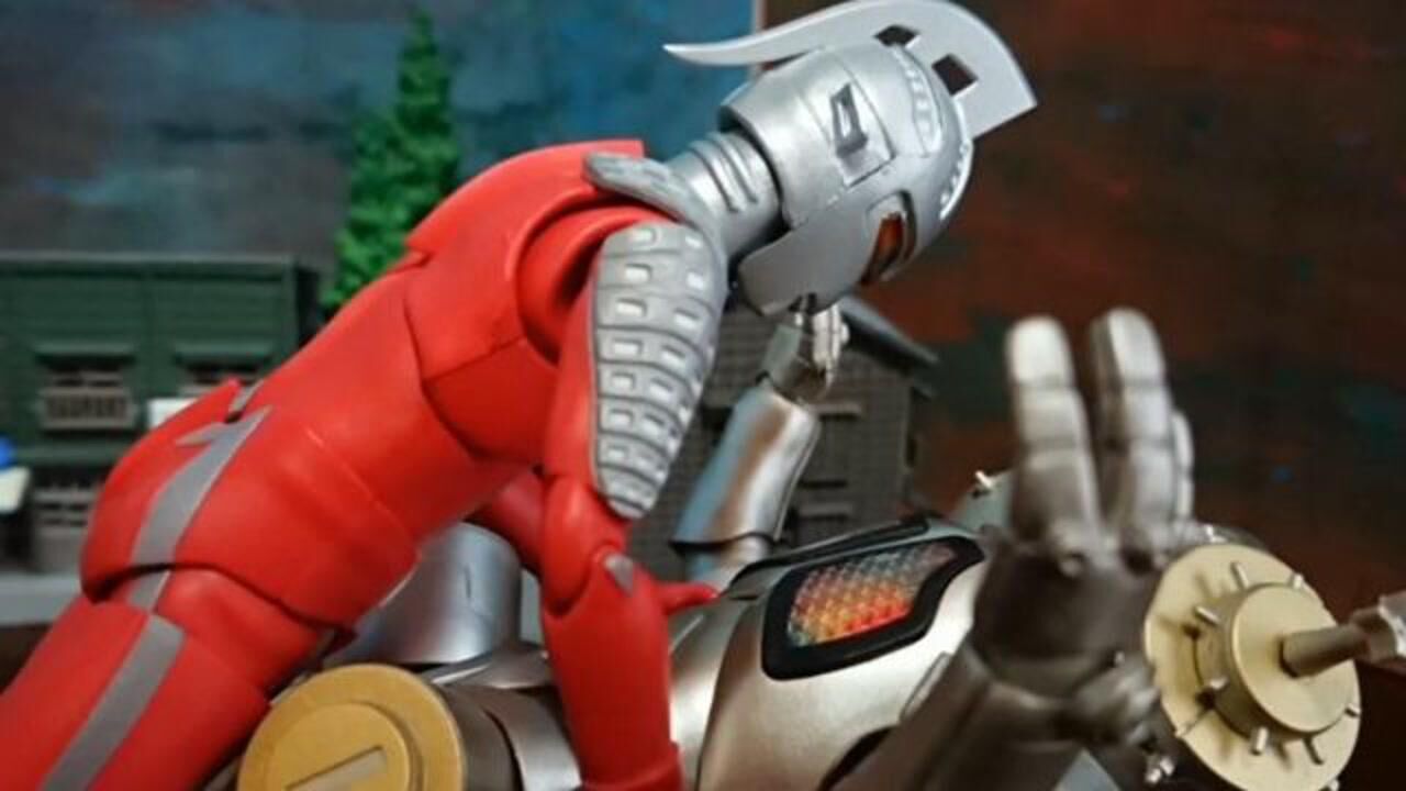 赛文奥特曼再遇金古桥,他这次还能轻松获胜吗