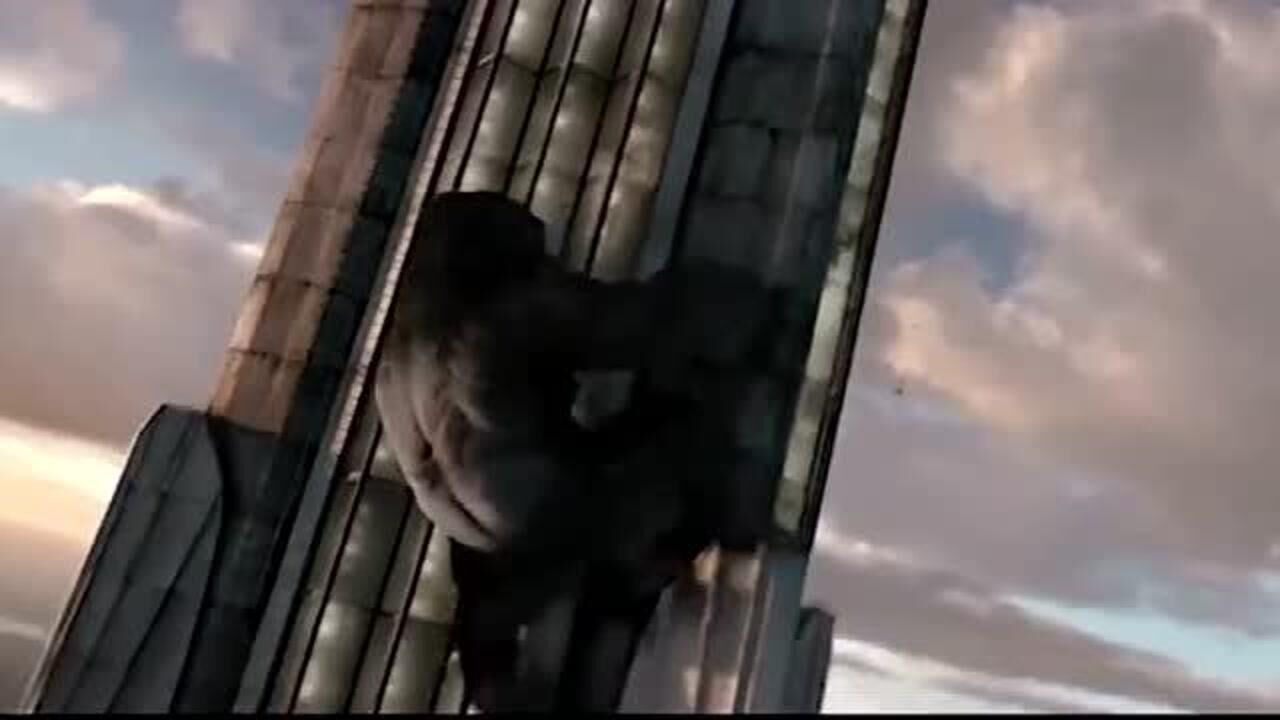 一直不明白金刚为何爬上楼顶任人宰割