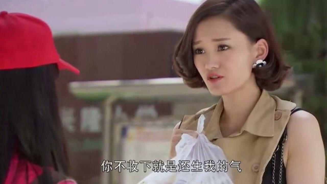 夜市人生:何娜娜真是个坏女人,居然陷害小学生,真是无耻!