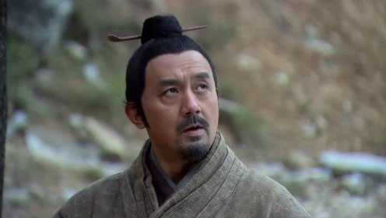 魏太子亲自拜访公孙衍,代国君致歉,求公孙衍出山