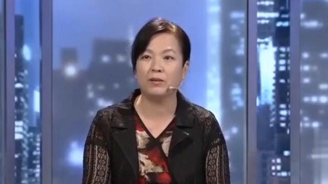 丈夫第四次起诉离婚 妻子去单位找他 发现手机里有异性照片