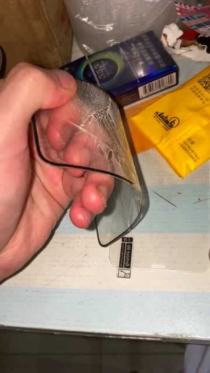 钢化膜对比,网上买的,质量竟然好这么多?