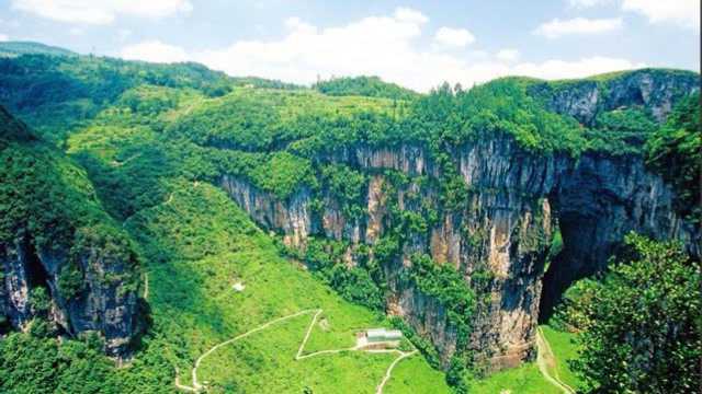 我国藏在地下的喀斯特地貌,很多电影在此取景,景致非常特别