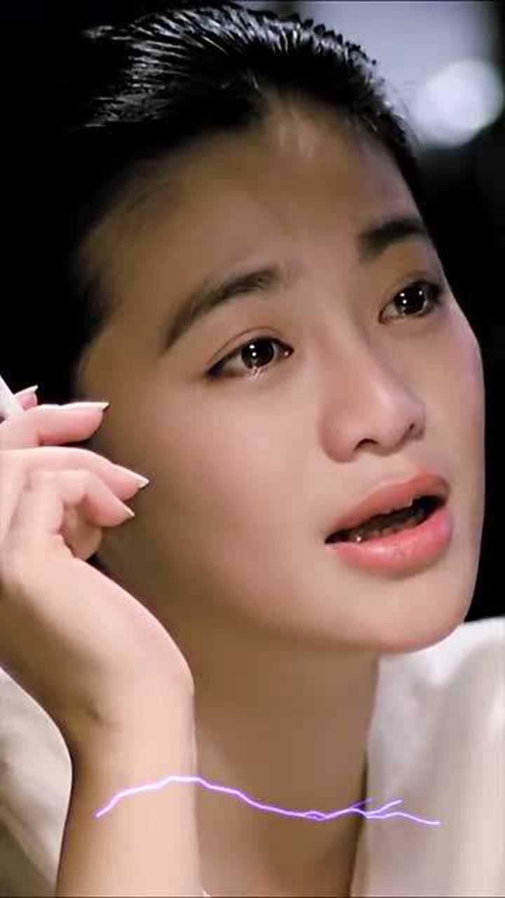 张艾嘉她永远那么生机盎然没有一丝暮气历尽千帆依然烟行媚视