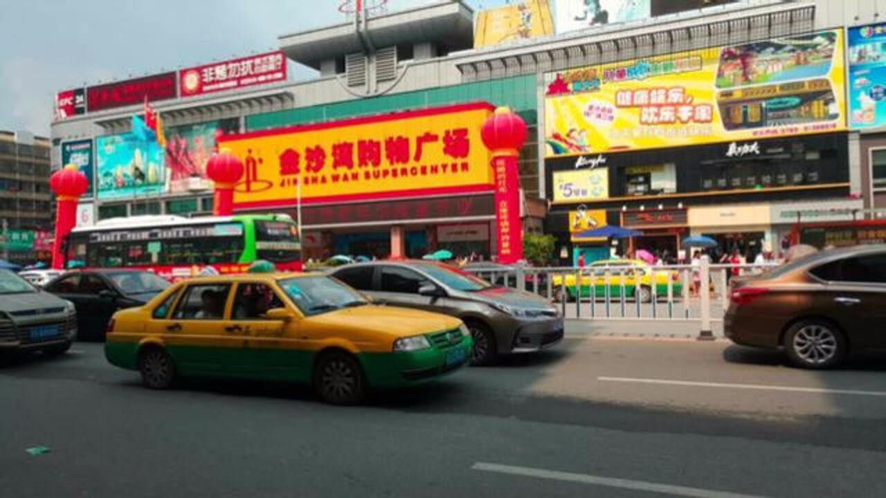 石龙金沙湾购物广场,线上,广东_大山谷图库