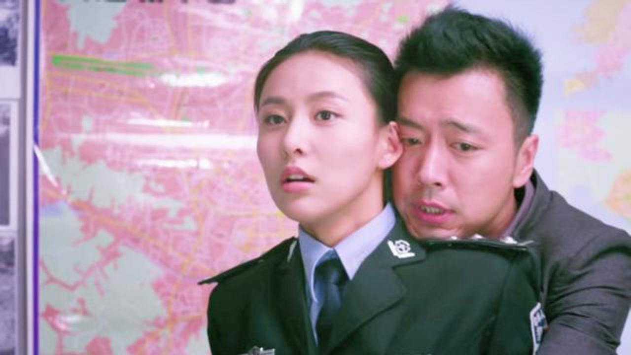 无贼向上表白周术术周术术害羞想逃哪料被向上一把抱住笑了