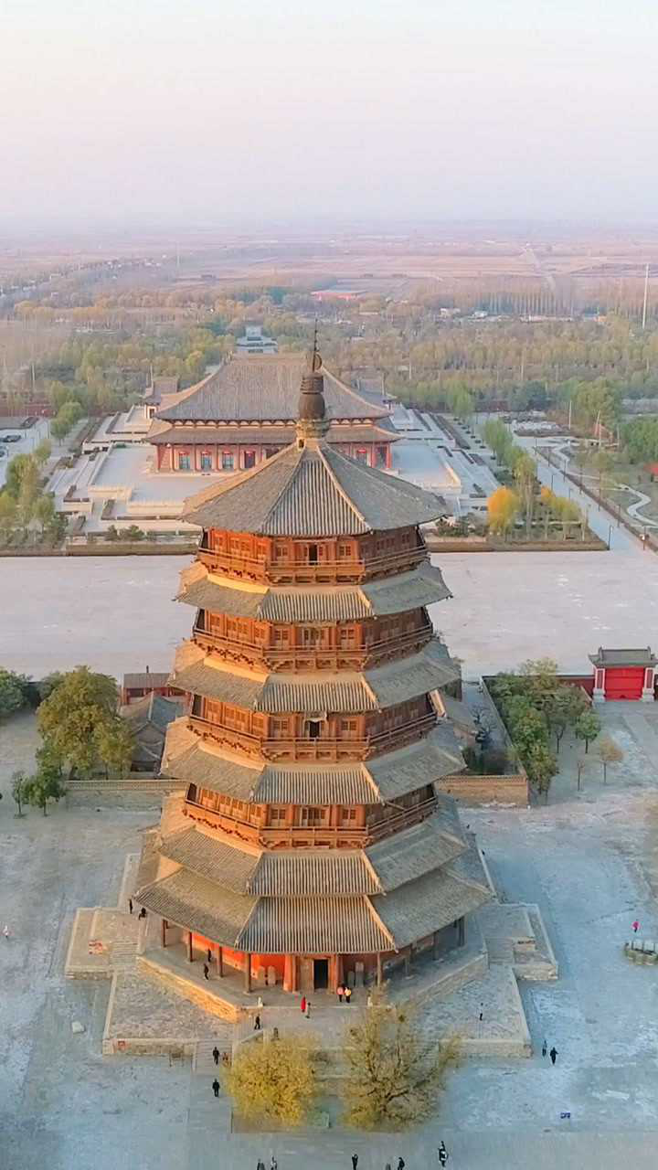 应县木塔倾斜11°,至今矗立在大地之上