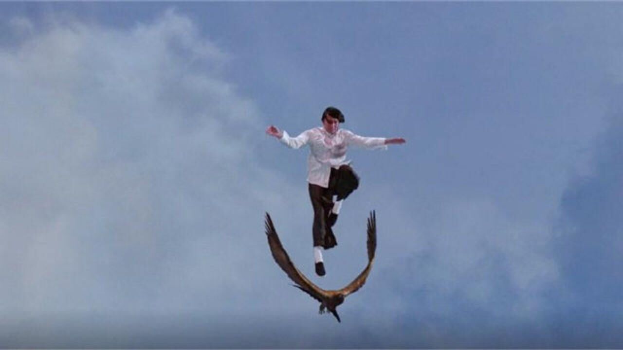 功夫星仔被蛤蟆功击飞竟从天而降使出失传的如来神掌