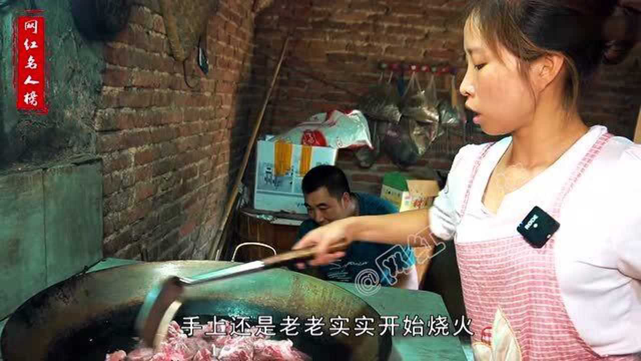 蜀中桃子姐:村妇靠做菜半年涨粉1000万,谁不爱这一缕人间烟火呢!