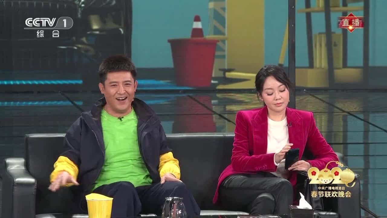 闫妮说心事飙英文孙涛哼唱你笑起来真好看哄人