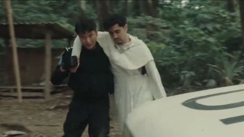 中国警察上演《维和冲锋：绝境重生》，异国他乡经历正面交锋