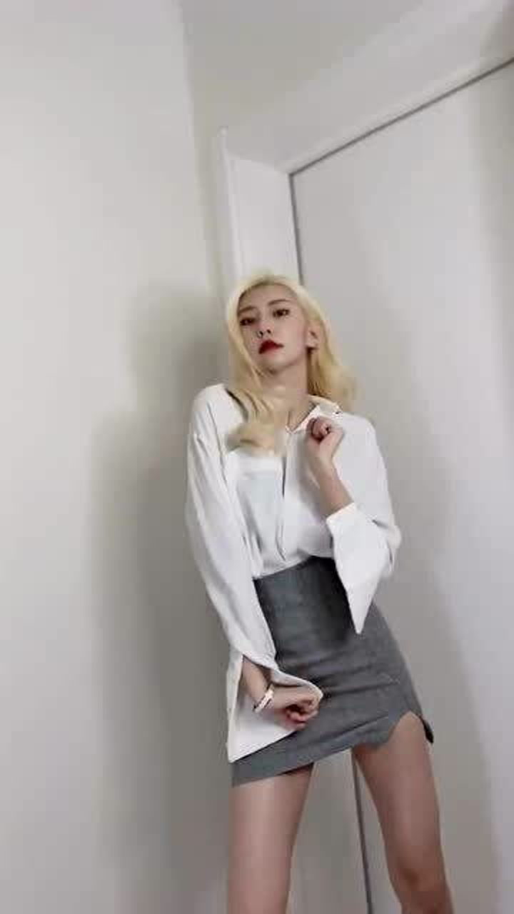 天才小火龙:动感boomboom舞.