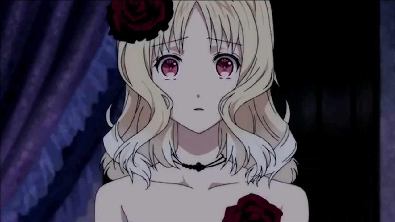 吸血鬼都想把小森唯占为己有,小森唯无法改变事实,只能乖乖接受被吸的