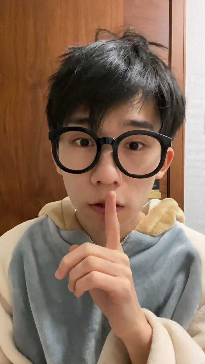 白月光画中人仿妆白月光