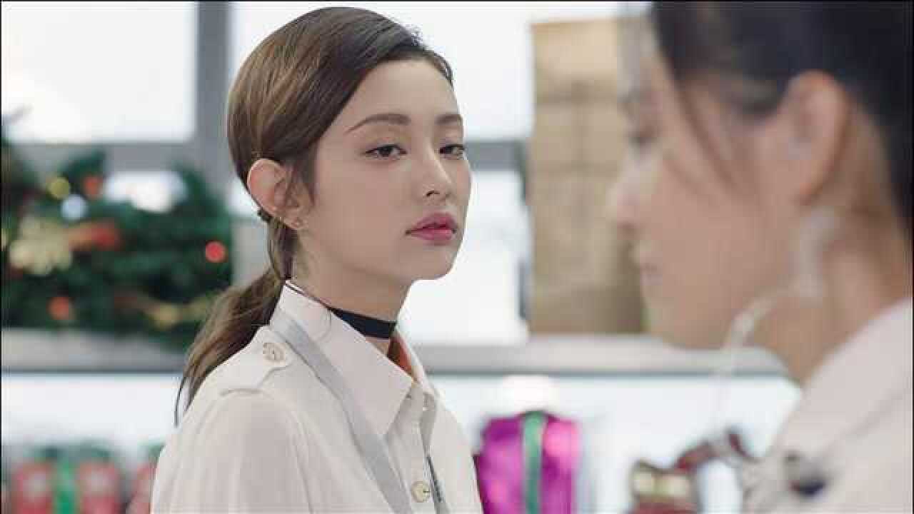 这个世界不看脸英树借工作接近陶小挺陶菲儿直接代替陶小挺去了