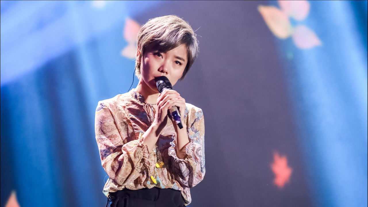 孟美岐泪洒当场许飞马頔演唱陀螺安静的讲述自己的故事