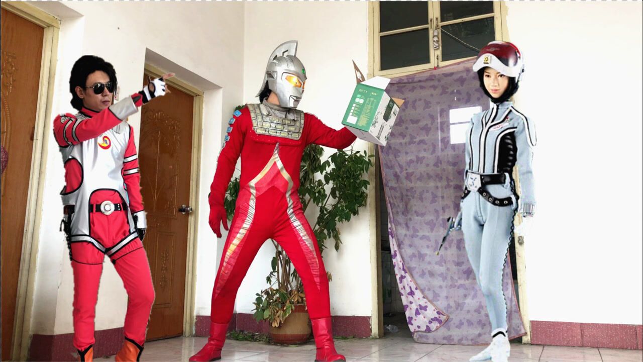 闯关族M78:奥特曼老师!诸星团变身教安奴回旋踢!赛文奥特曼日常_高清1080P在线观看平台_腾讯视频