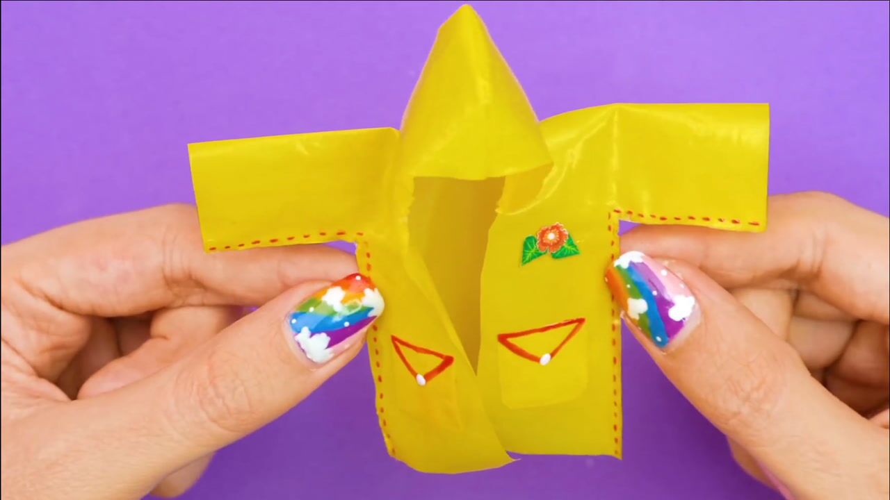 diy手工:制作迷你黄色雨衣