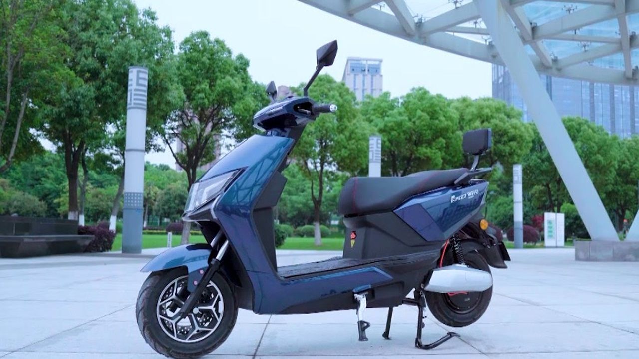 这是一款小姐姐也喜欢的电动车——保时马极速电动车---测评视频!