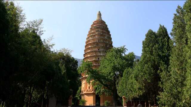 登封の印象之嵩岳寺塔