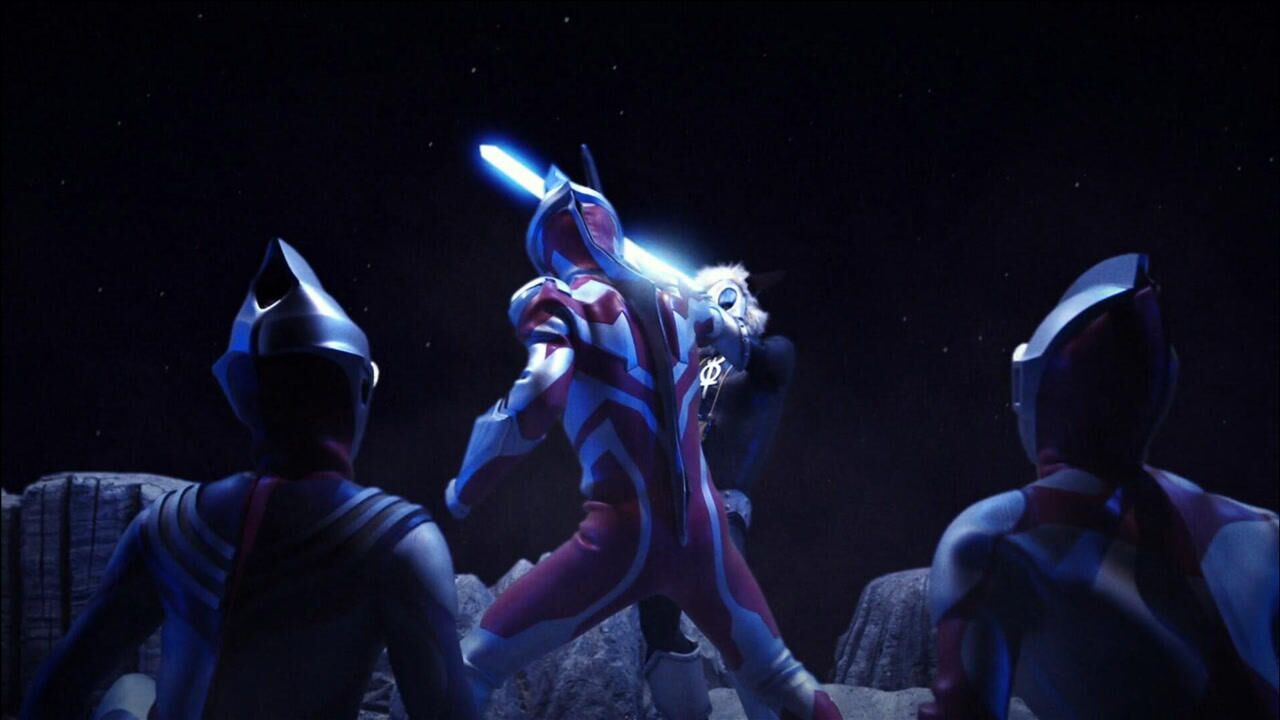 银河奥特曼番外篇初代曼和迪迦陷入危机银河本尊前来救场