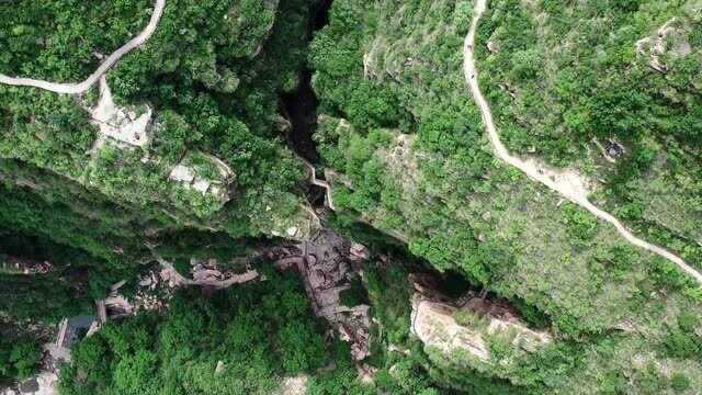 行摄太行山:航拍邢台大峡谷.