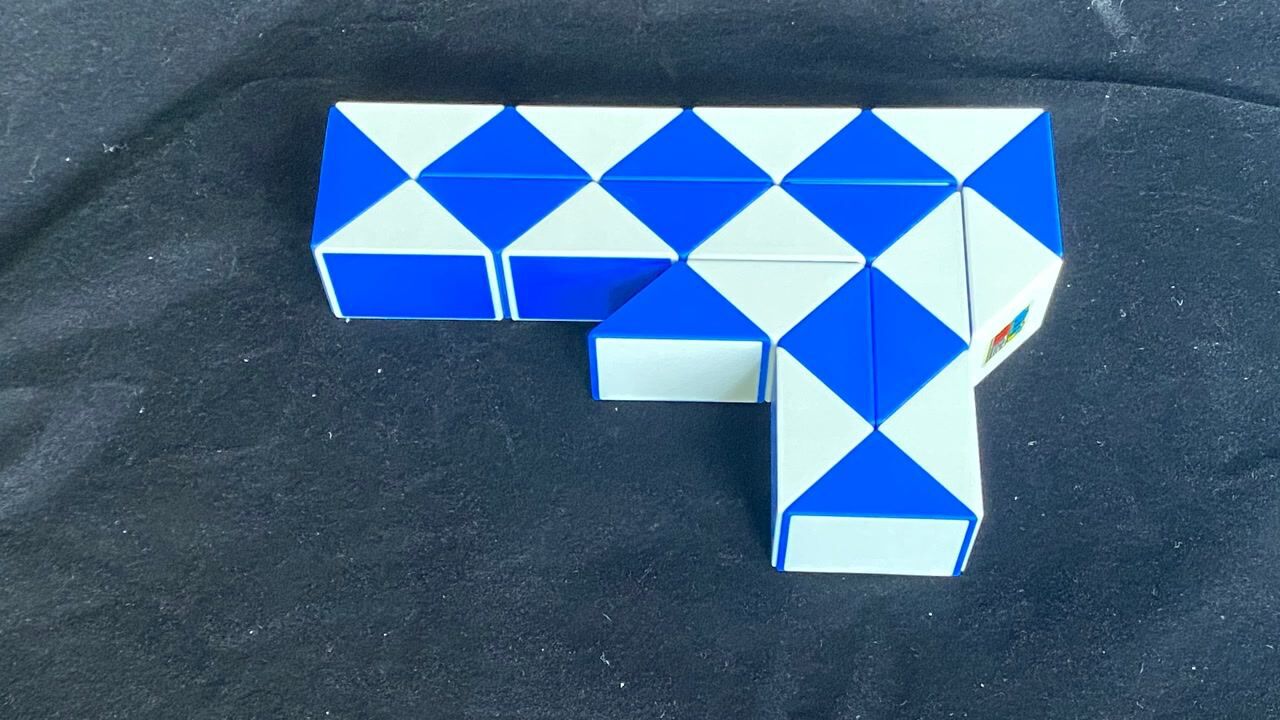 24段魔尺兵器——手枪