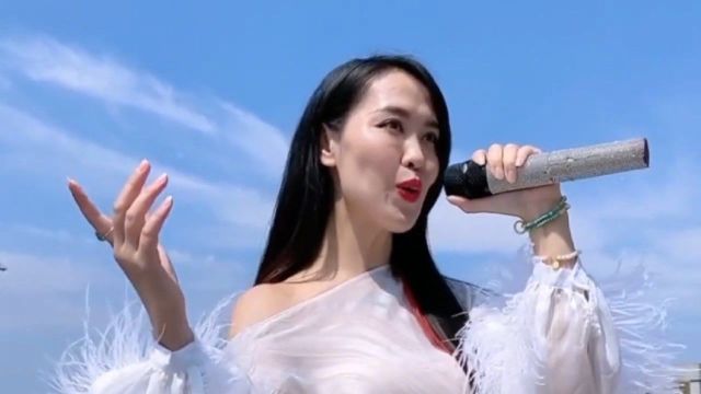 歌曲:《你来得正是时候》,请欣赏!