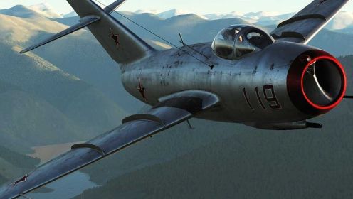 米格-15到底有多厉害？战机身上几十个弹孔，竟然安全返航！