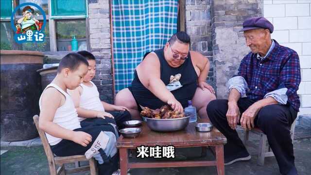 400斤小胖做香辣羊棒骨,麻辣鲜香解馋过瘾,2个儿子上桌抱着就啃