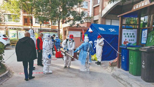 警报拉响!国内又一地新增中风险区,紧急封闭管理,人员限制流动