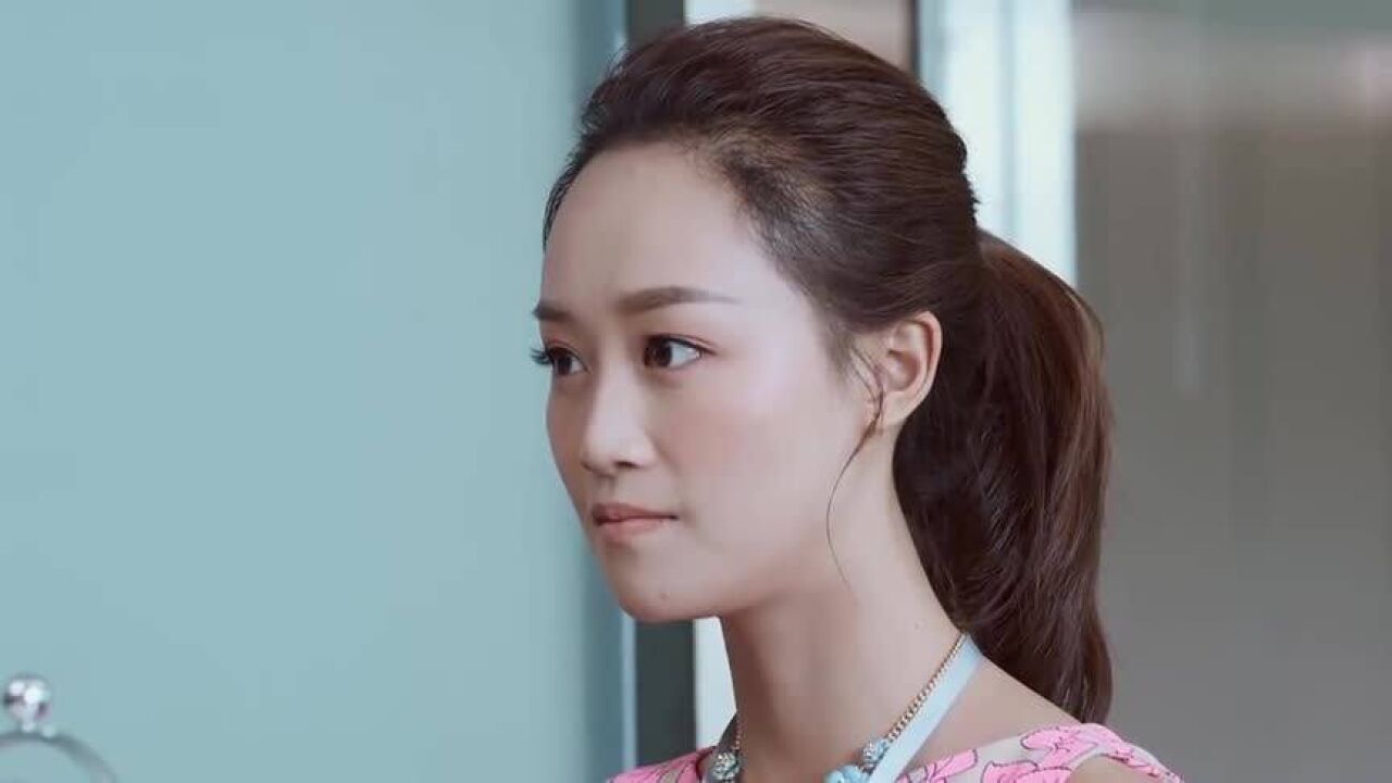 爱人的谎言经理奉命针对开始童四季,妖艳女要跟姐姐争位置