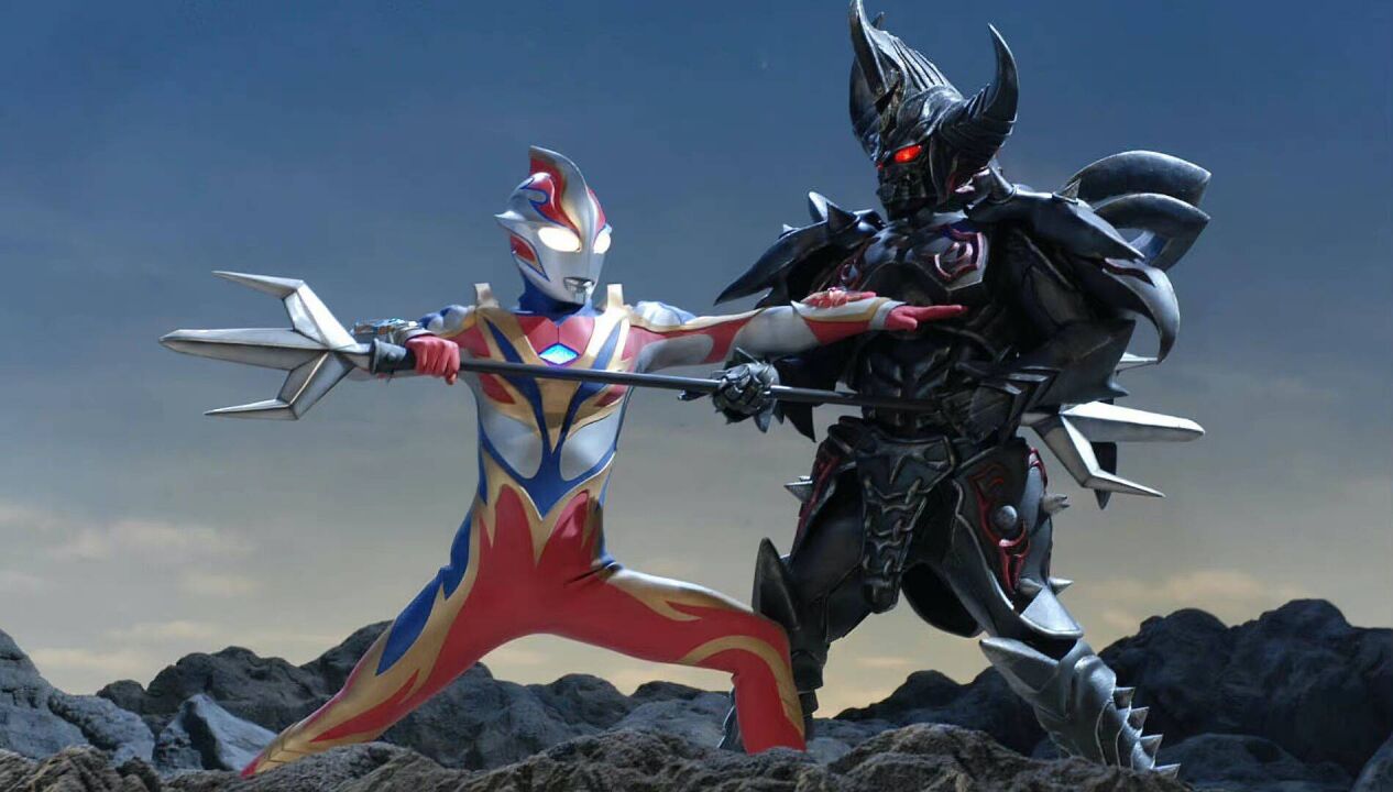 迫水队长在宇宙遇见佐菲,黑暗皇帝要求人类驱逐梦比优斯