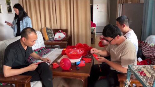 02一起长大的好兄弟结婚,今天开始布置家里的新房,小光随叫随到农民