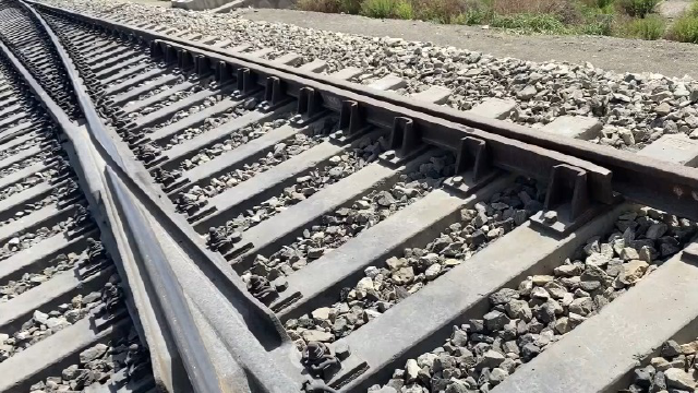 跟我学 道岔护轨检查