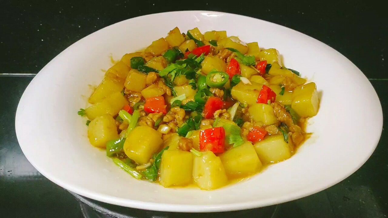 福建特色农家菜,红烧米豆腐,q弹爽滑,鲜香入味,好吃又下饭