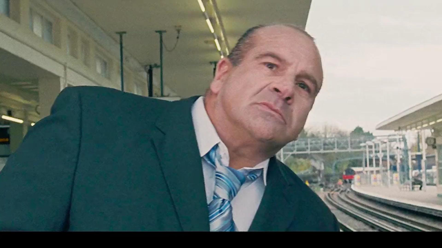 电影事不过三一个月内开火车撞死三个人就能拿到十年补助