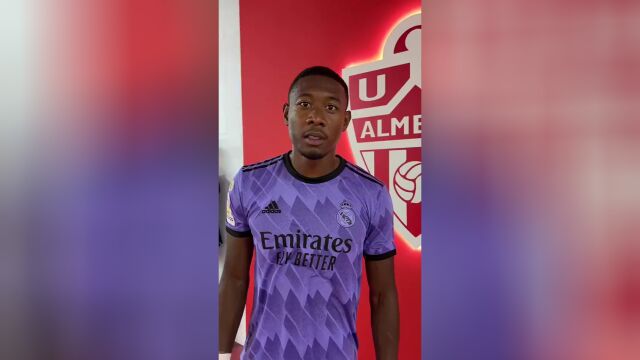 皇马官方整活听阿拉巴用中文说刘星牛逼