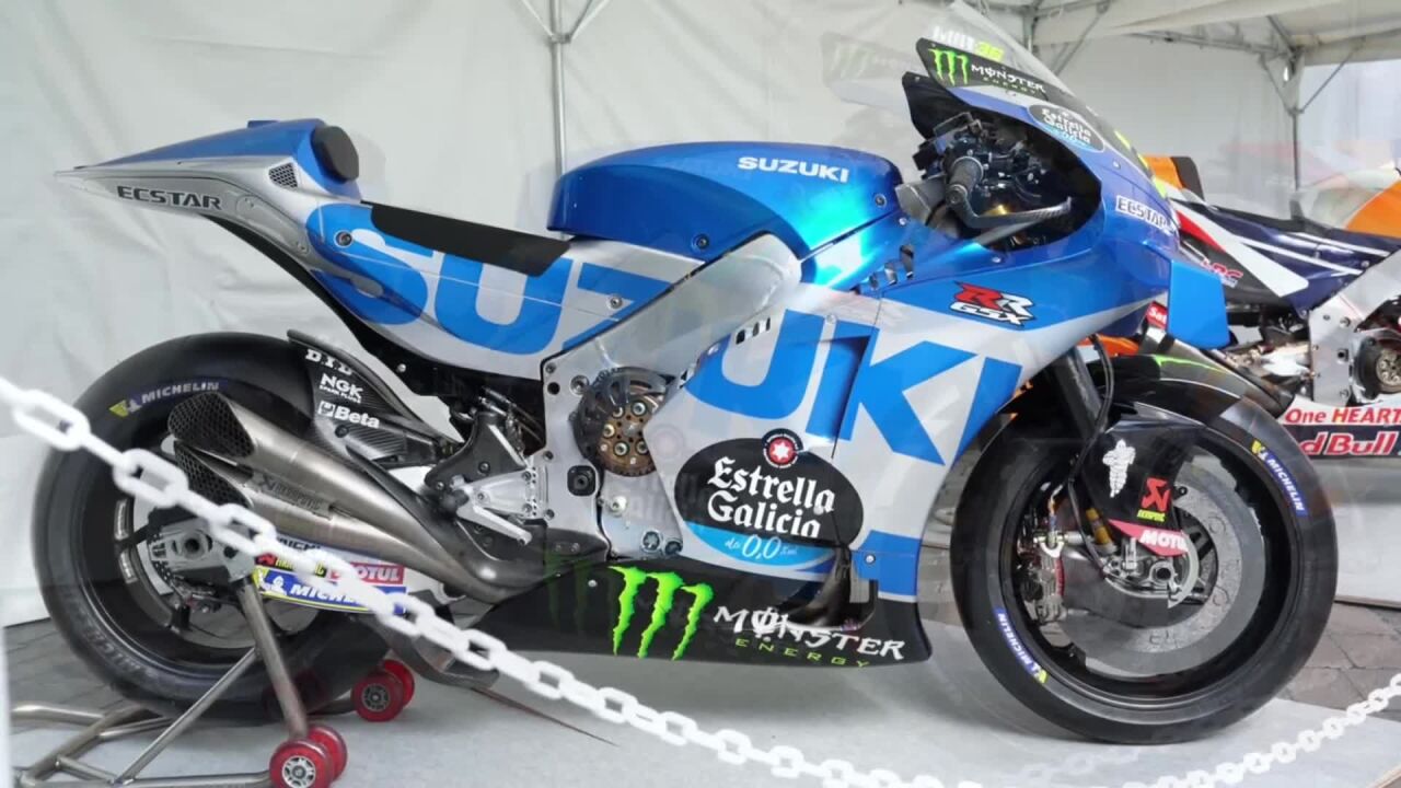 motogp顶级战车,2022款铃木gsx-rr实车亮相,太帅了_腾讯视频