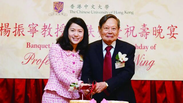 翁帆与100岁杨振宁恩爱18年,如今46岁没有孩子