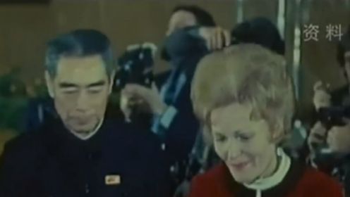 周总理接待尼克松，一身黑色中山装，竟是平生唯一一次