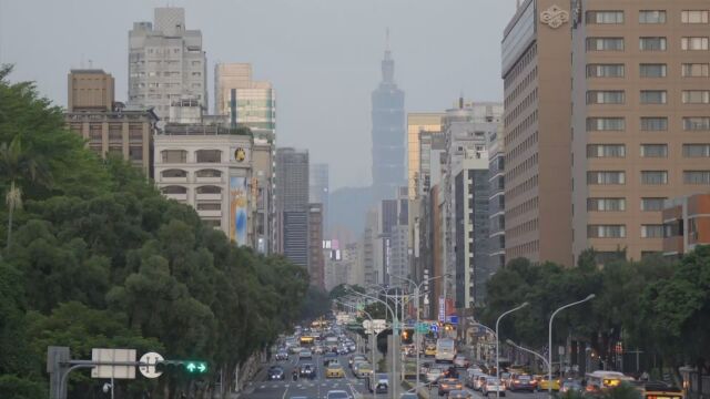 台湾地区出口订单暴跌 台企亟欲赴陆“破冰”