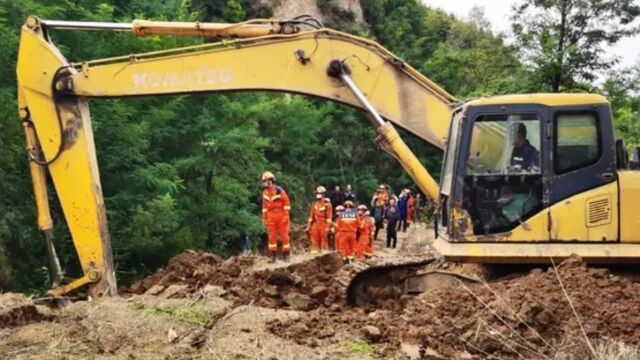 山西吕梁离石区发生一起山体滑坡,经初步核实有5人被困