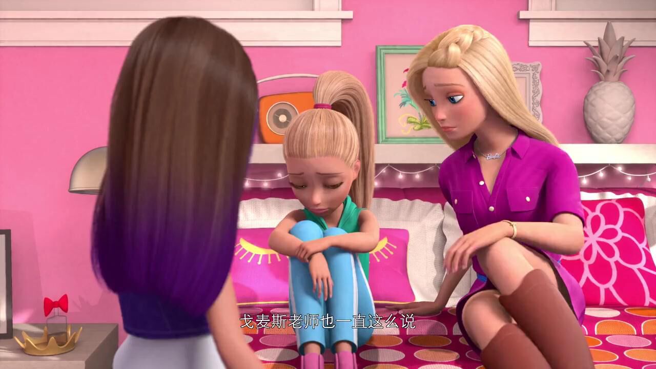 芭比梦幻屋冒险旅程:最终芭比和泰蜜共同完成纸杯蛋糕