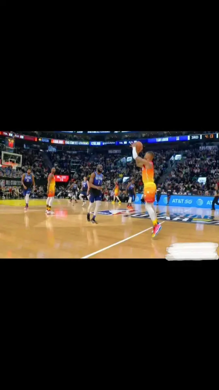 篮球 #利拉德 #绝杀时刻 #nba名场面 考慮要不要換號碼