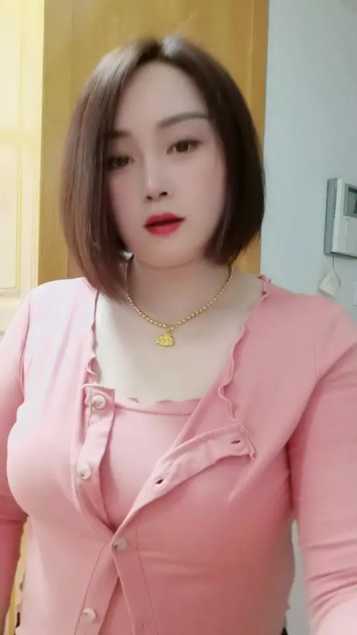 你们看看江苏泰州的少妇好不好看#微胖的女人最美丽 #这样的身材有人