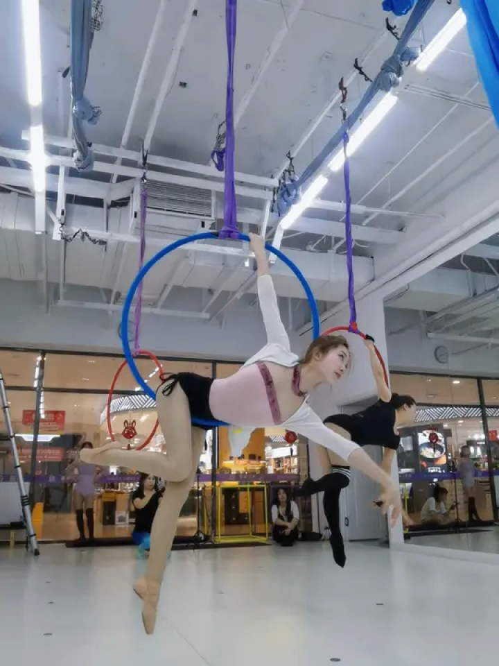 成品低空吊环舞蹈#空中瑜伽空中舞蹈 #成人零基础舞蹈培训 #空中吊环