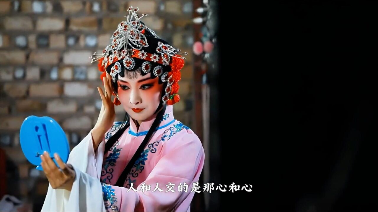 刘妍新歌《风吹桃花红》mv上线!