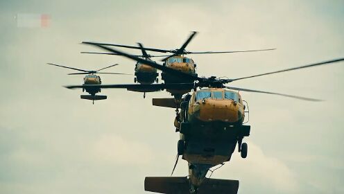 2023现代战争片《突击部队》：四架黑鹰直升机突袭